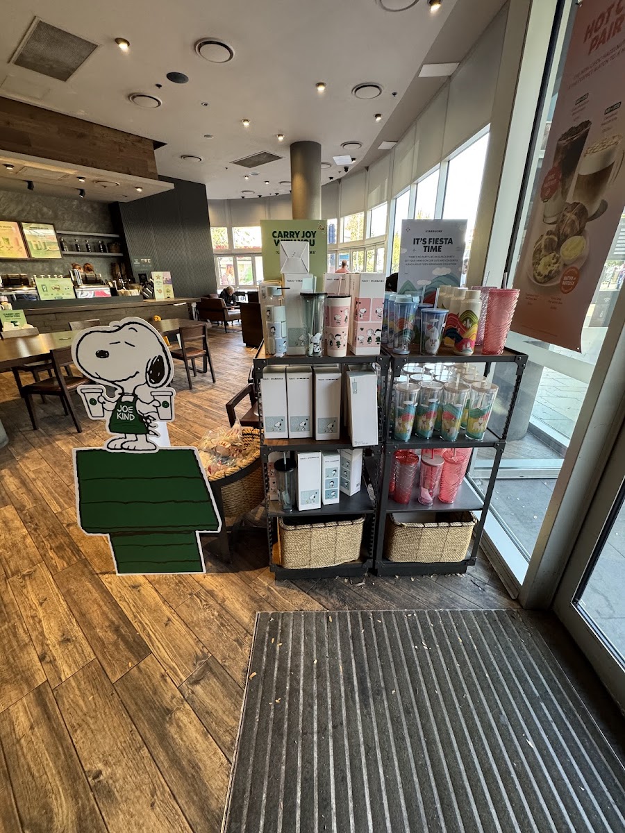 Starbucks Westfield Penrith Photo 2